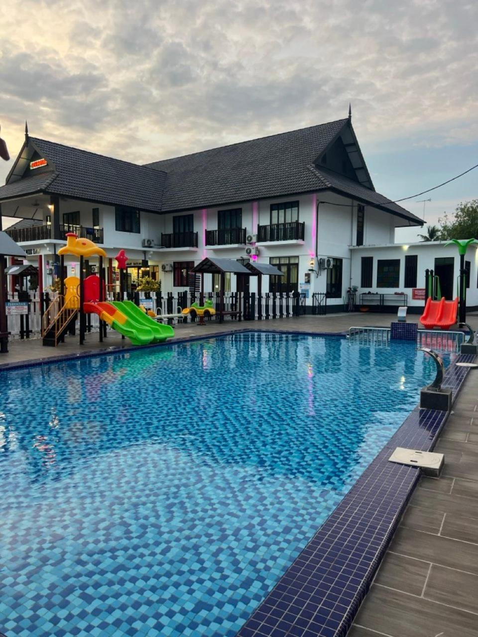 Villa Wanie Inn Setiu Εξωτερικό φωτογραφία
